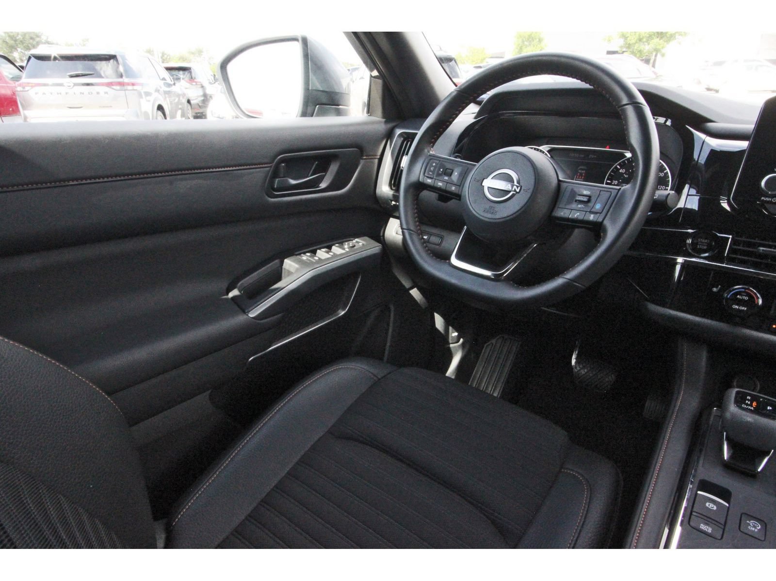 Certified 2025 Nissan Pathfinder Rock Creek AWD/4WD image 12