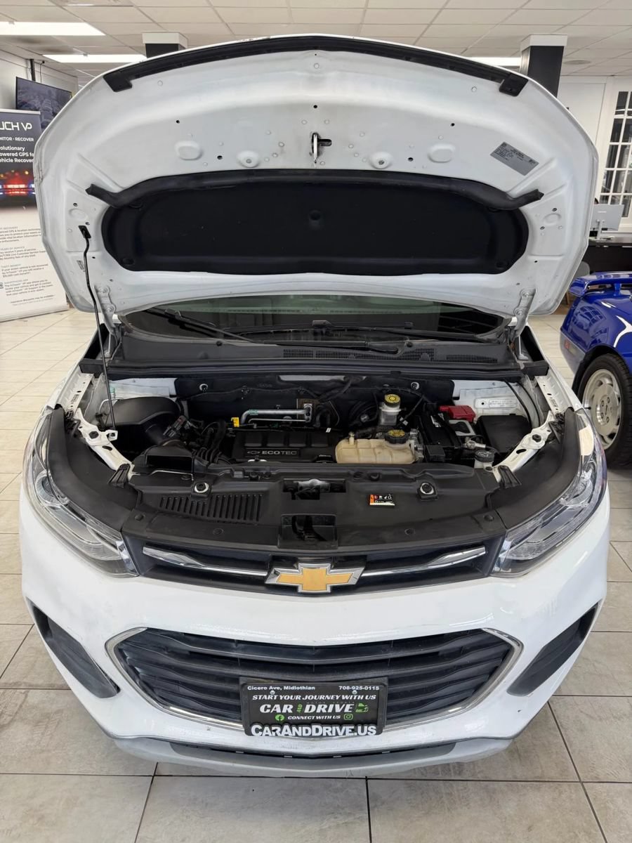 Used 2019 Chevrolet Trax LT w/ LT Convenience Package FWD image 25