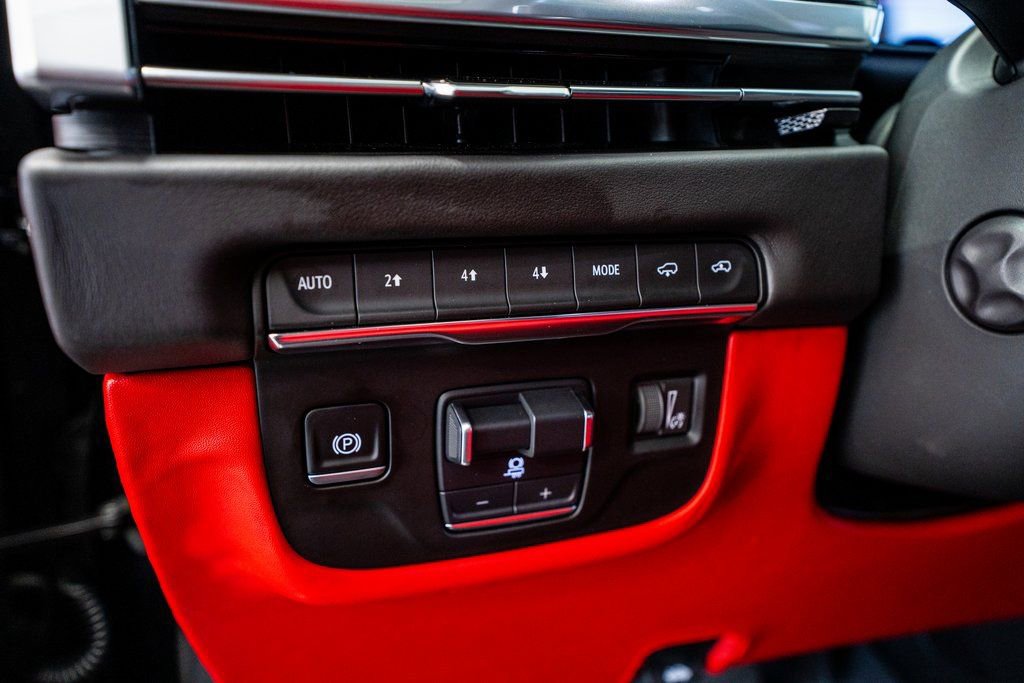 Used 2025 Cadillac Escalade Sport Platinum w/ LPO, Floor Liner Package image 36