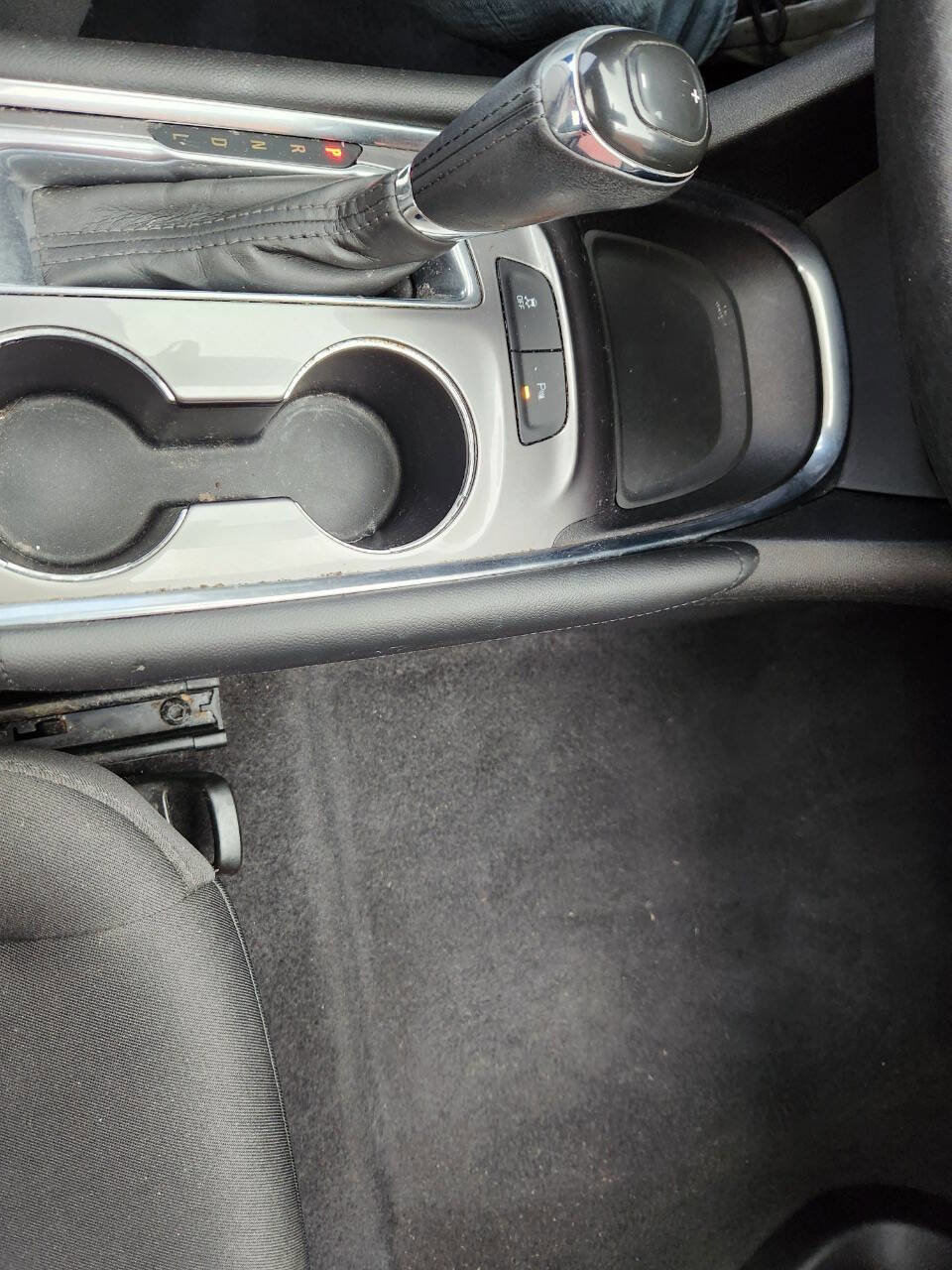 Used 2017 Chevrolet Malibu LT w/ Driver Confidence Package image 25