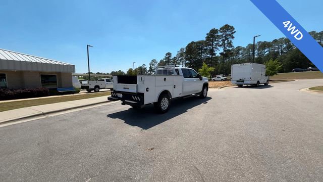 Used 2025 Chevrolet Silverado 3500 LT w/ Convenience Package AWD/4WD image 5