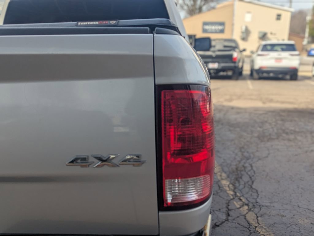 Used 2018 RAM 1500 Express w/ Express Value Package image 8