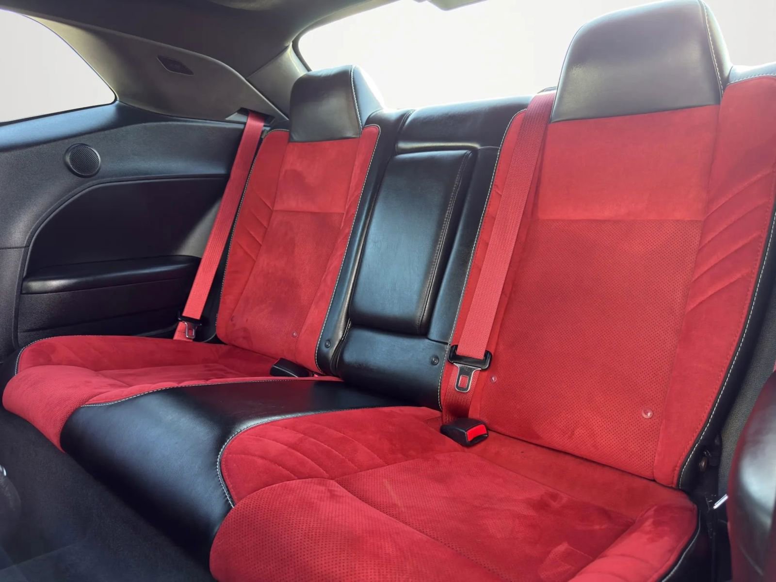 Used 2016 Dodge Challenger SRT w/ Technology Group image 26