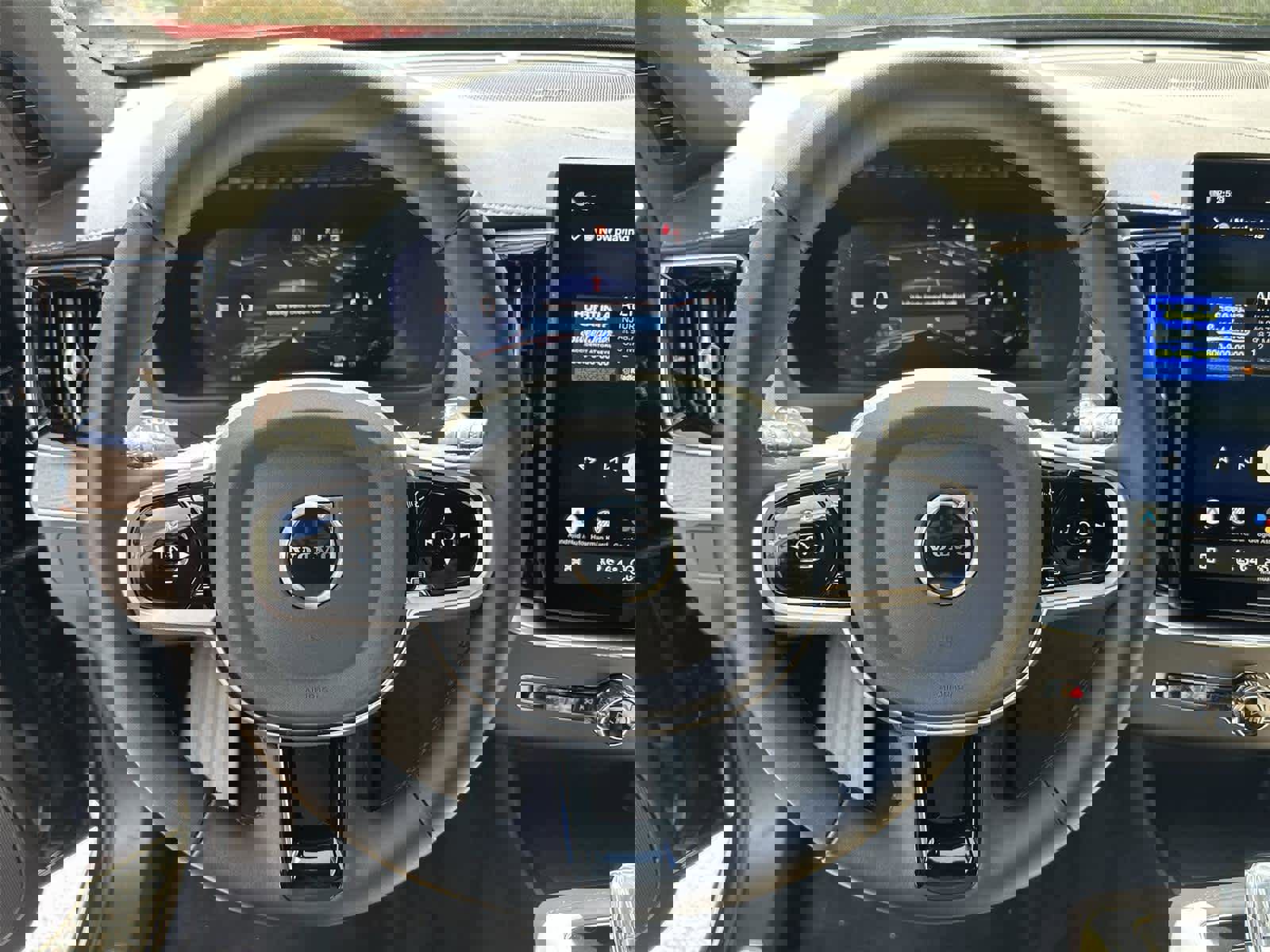 Used 2026 Volvo XC90 B6 Plus image 15