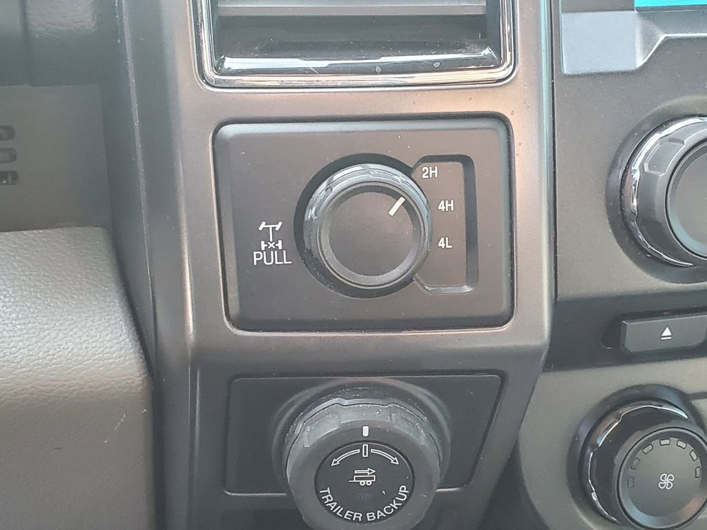 Certified 2018 Ford F150 XLT w/ Equipment Group 302A Luxury image 27