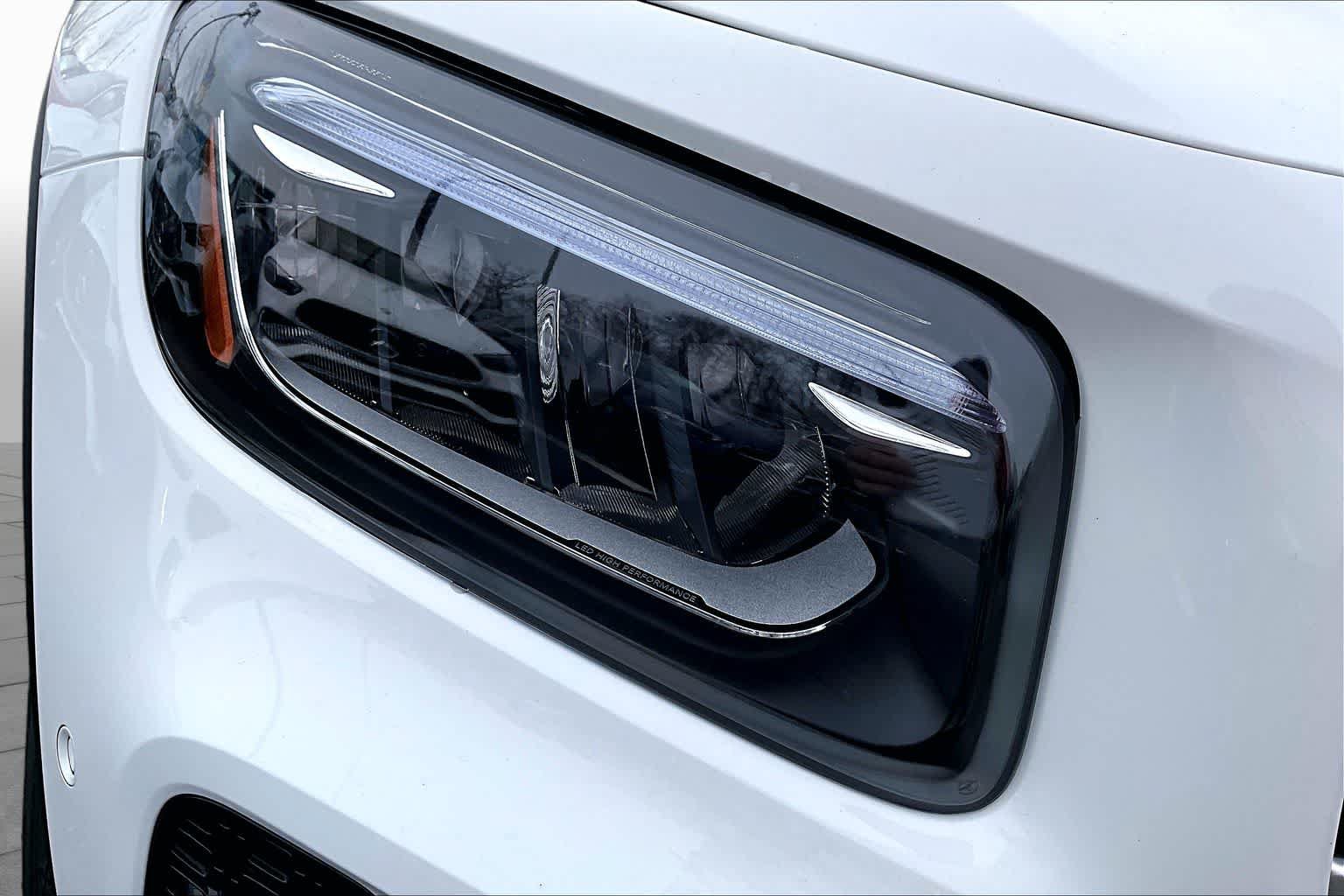 New 2026 Mercedes-Benz GLB 250 4MATIC image 14