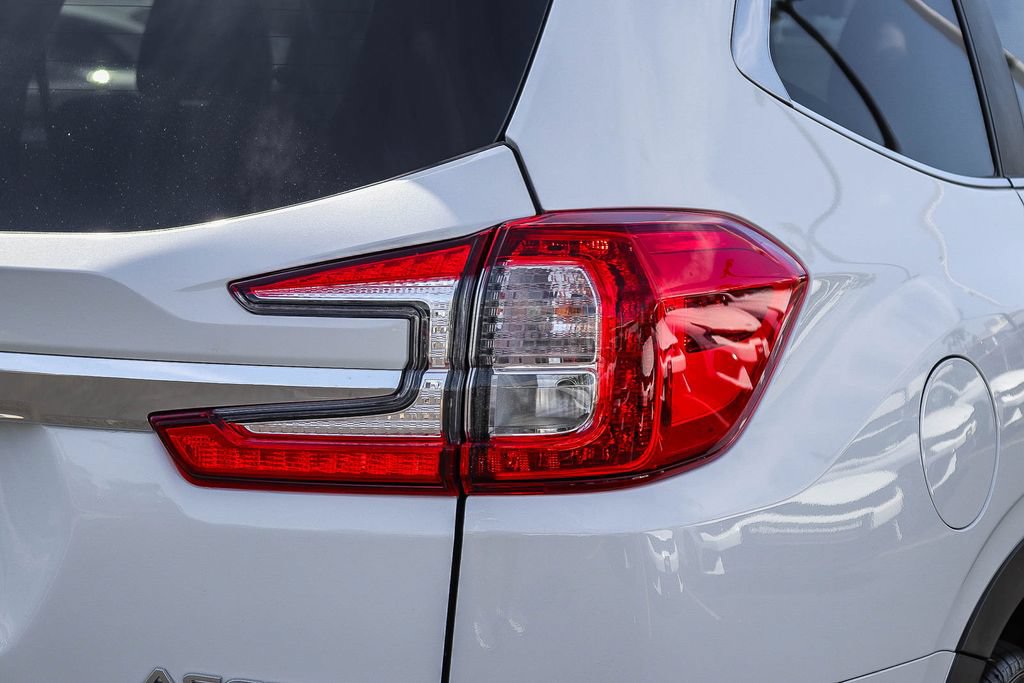 Used 2024 Subaru Ascent Touring AWD/4WD image 9