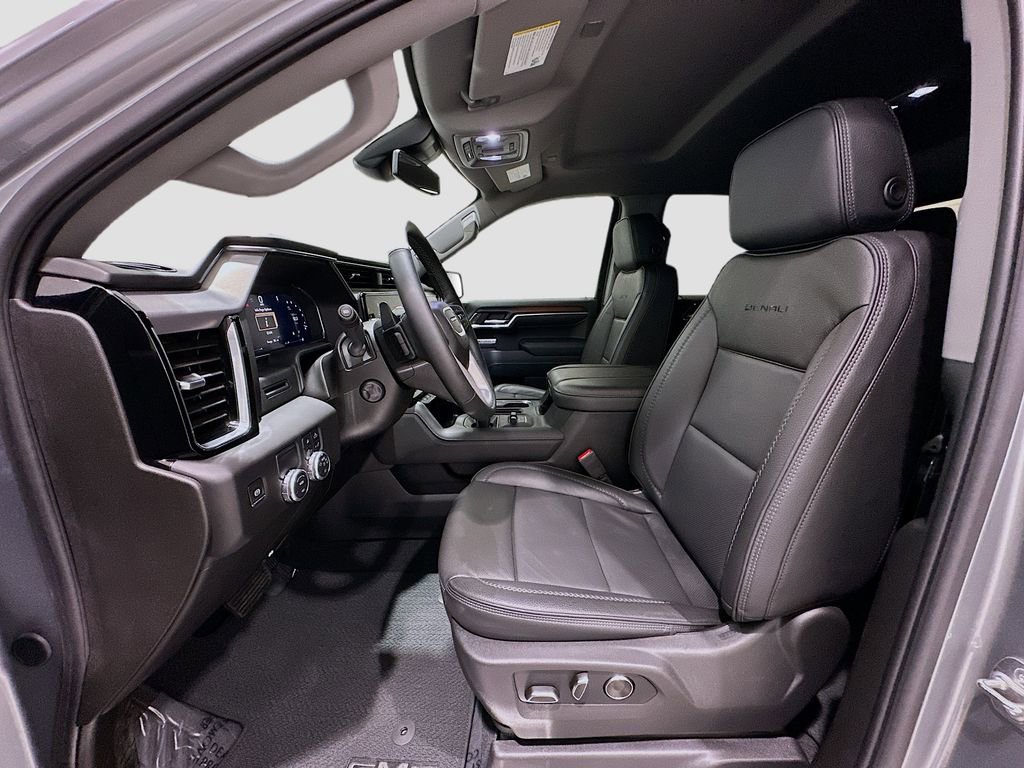 Used 2026 GMC Sierra 1500 Denali RWD image 22