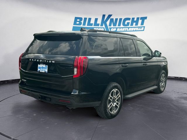 Used 2025 Ford Expedition Active AWD/4WD image 5