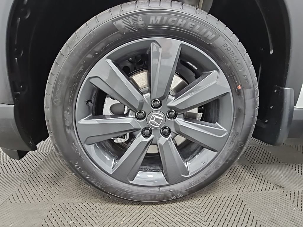 New 2025 Honda Pilot Sport image 41