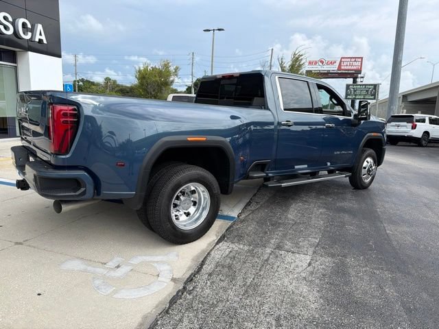 New 2026 GMC Sierra 3500 Denali w/ Denali Reserve Package AWD/4WD image 8