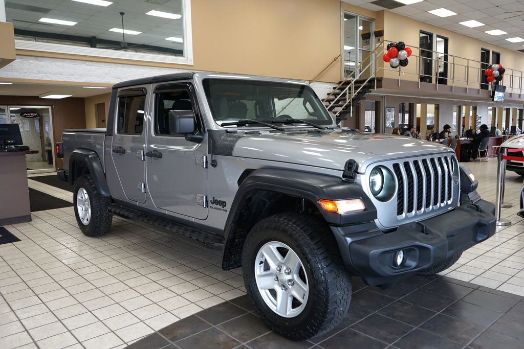 Used 2020 Jeep Gladiator Sport w/ Quick Order Package 24S AWD/4WD image 18