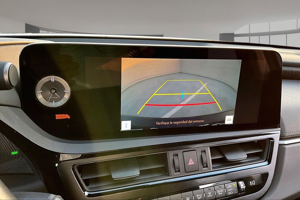 Used 2024 Lexus ES 300h w/ Premium Package FWD image 14