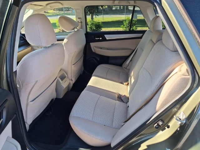 Used 2019 Subaru Outback 2.5i Premium AWD/4WD image 27