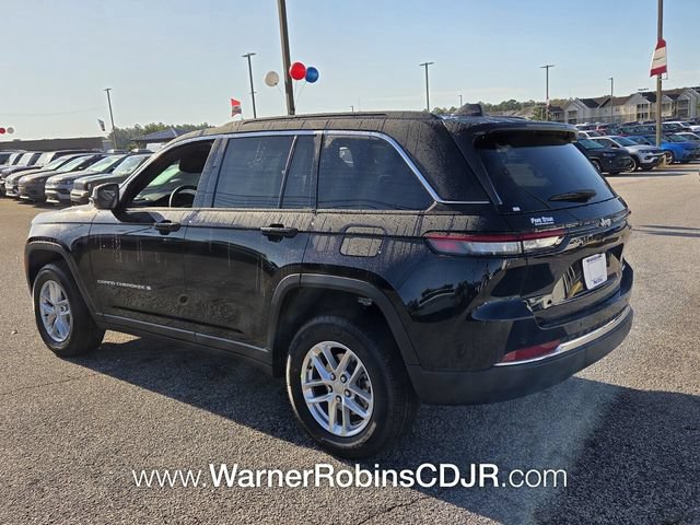 New 2026 Jeep Grand Cherokee Laredo RWD image 9