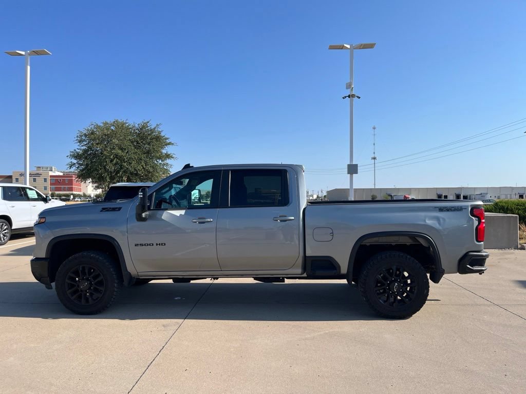 Used 2025 Chevrolet Silverado 2500 LT w/ Trail Boss Package AWD/4WD image 3