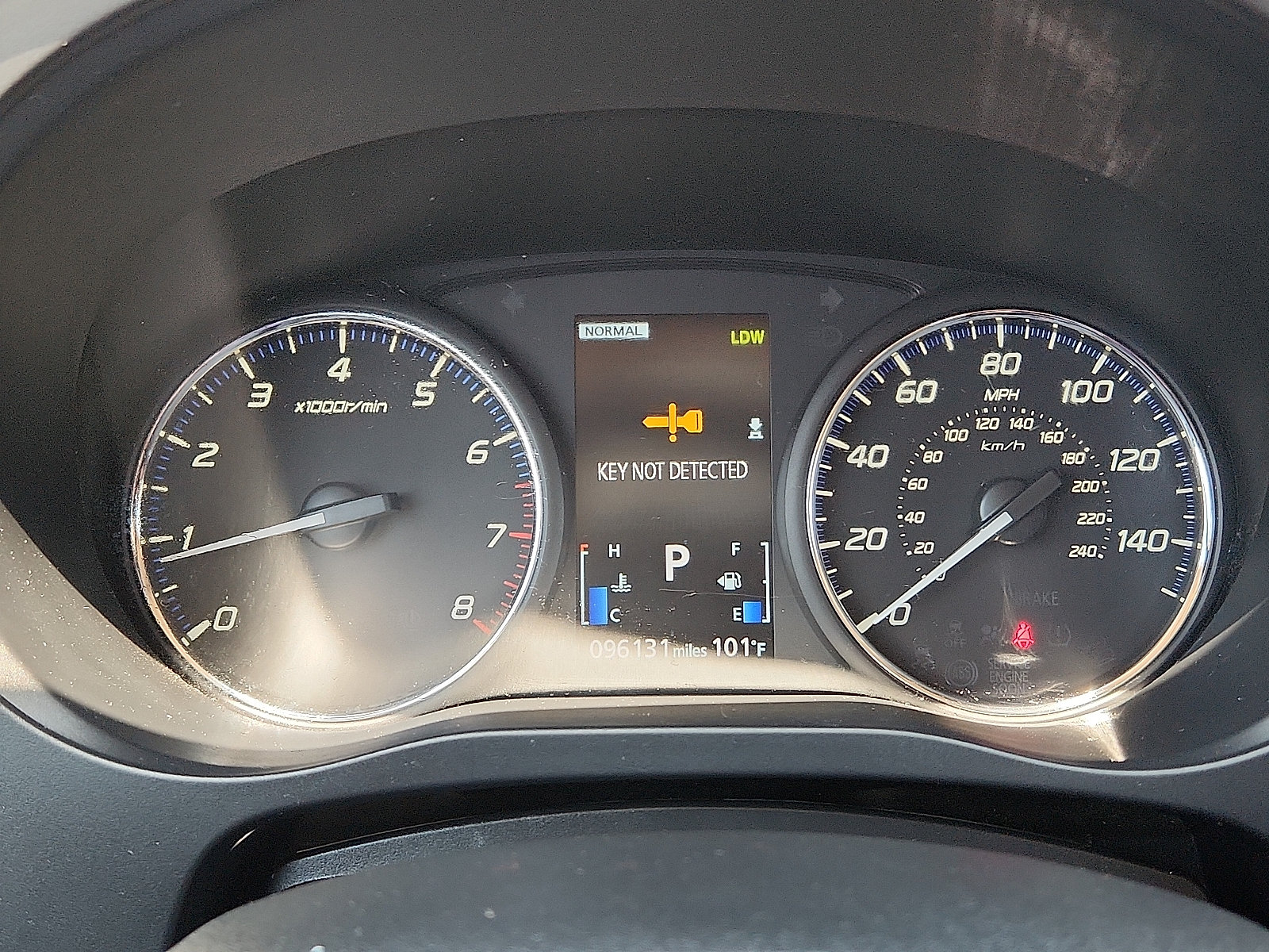 Used 2016 Mitsubishi Outlander GT AWD/4WD image 18