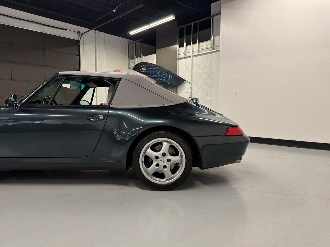 Used 1995 Porsche 911 Cabriolet image 6