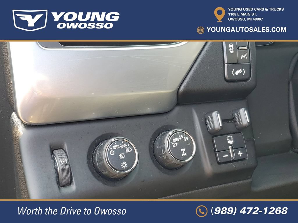 Used 2020 Chevrolet Suburban LT AWD/4WD image 12