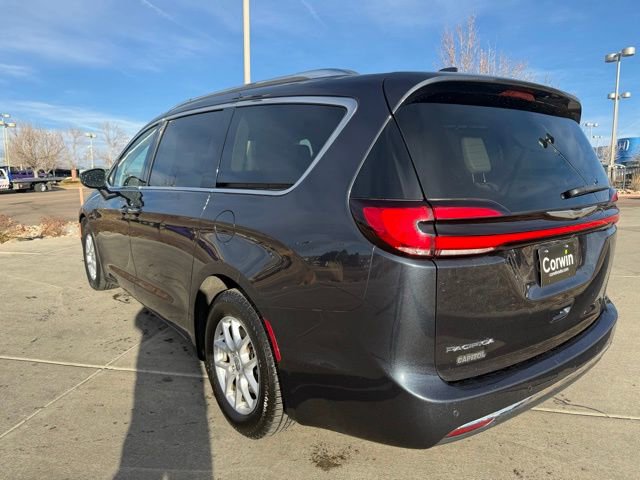 Used 2021 Chrysler Pacifica Touring-L image 5