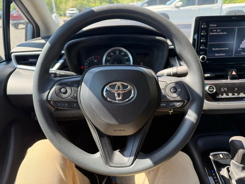 Used 2021 Toyota Corolla LE FWD image 13