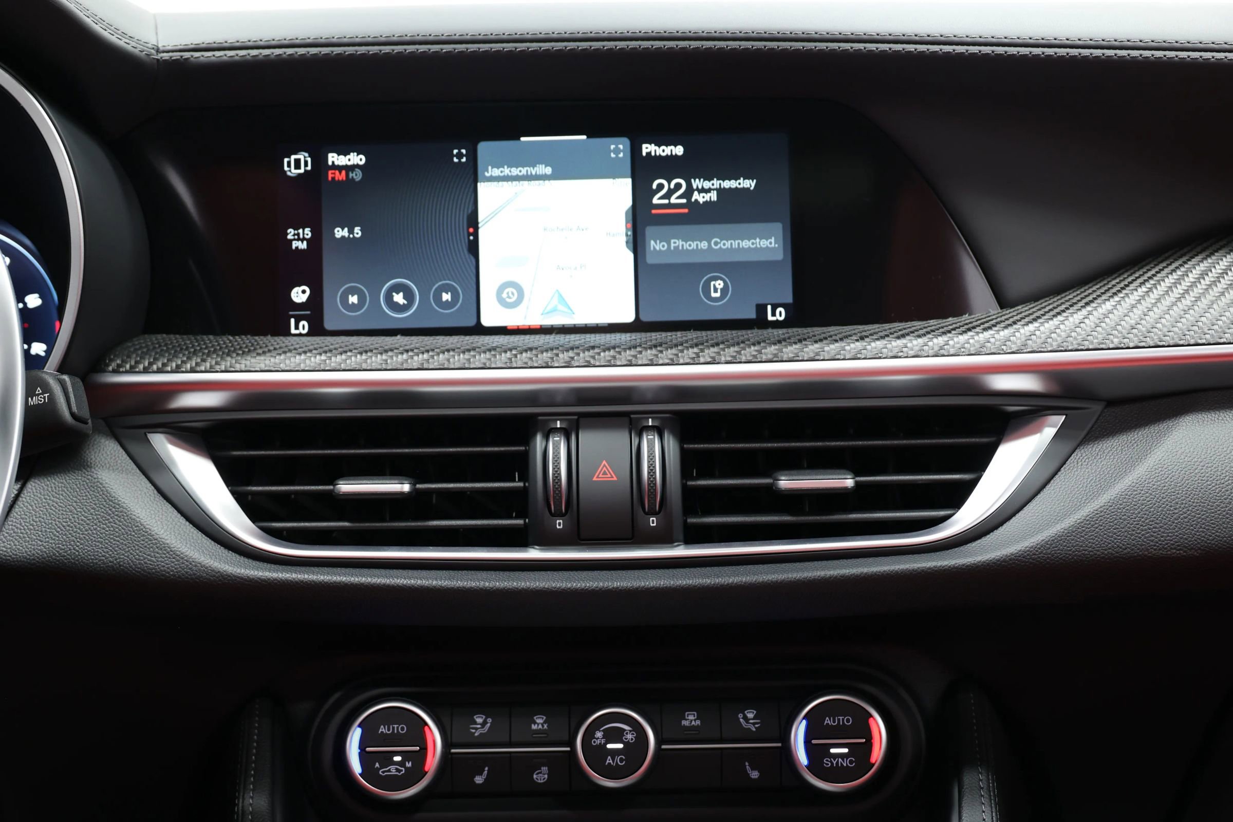 Used 2024 Alfa Romeo Stelvio Quadrifoglio image 31