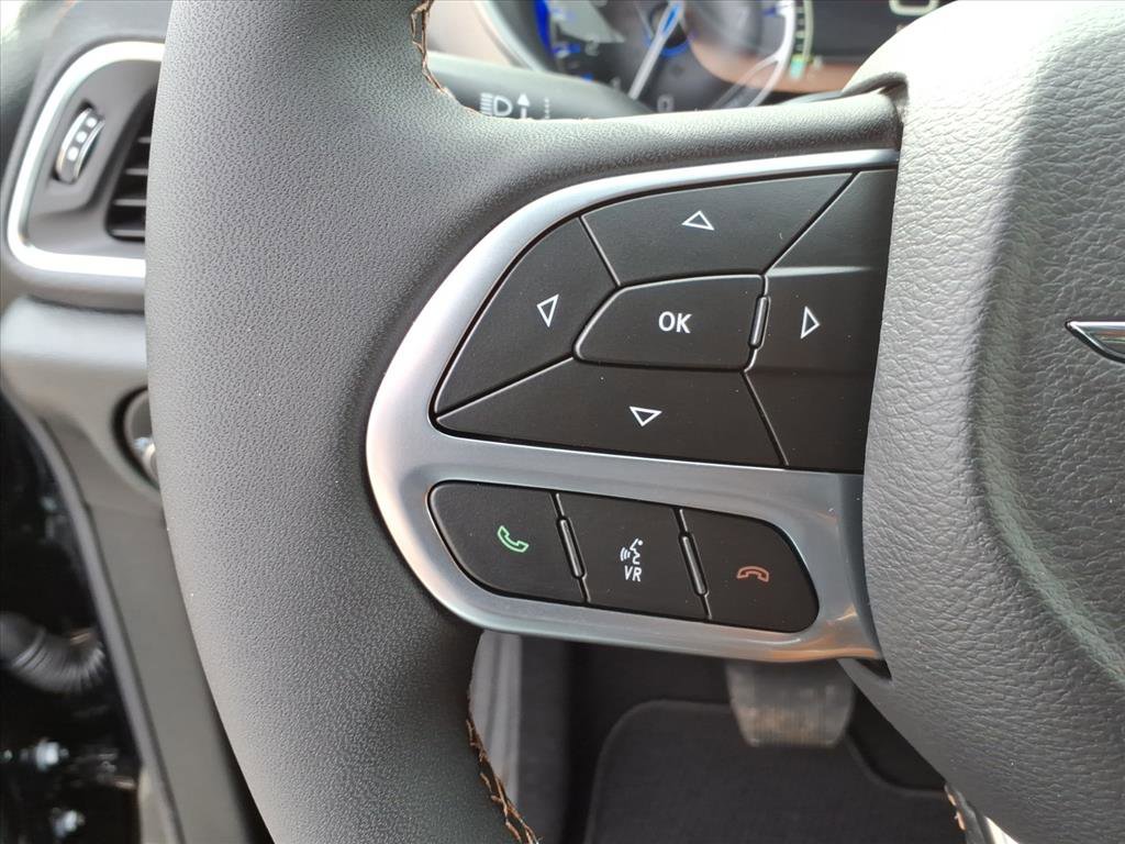 New 2026 Chrysler Pacifica Pinnacle image 19