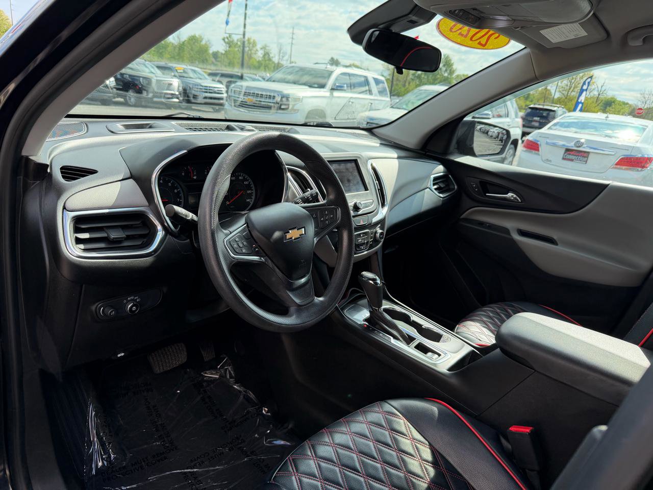 Used 2020 Chevrolet Equinox LS w/ LS Convenience Package FWD image 13