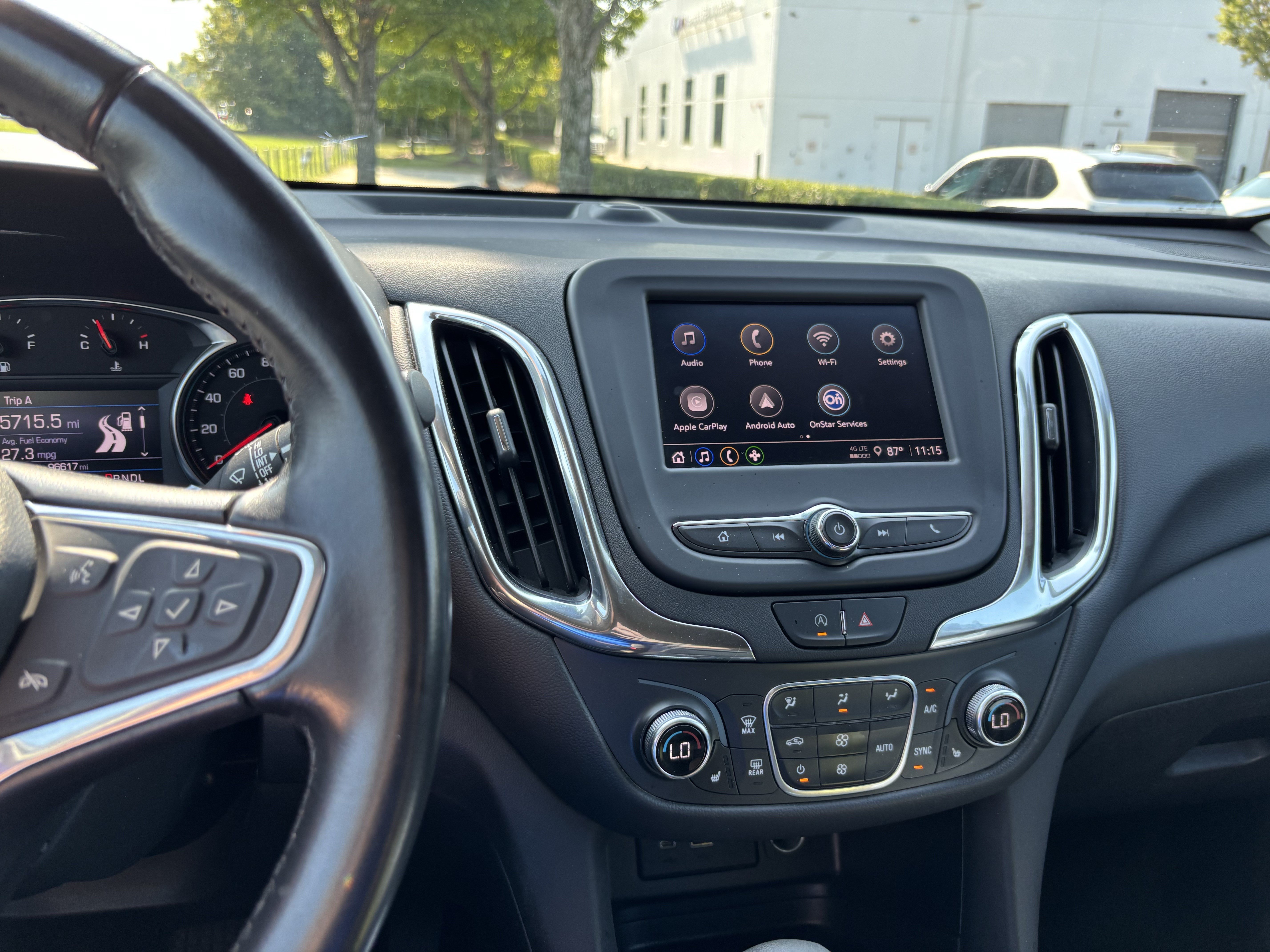 Used 2022 Chevrolet Equinox LT AWD/4WD image 30