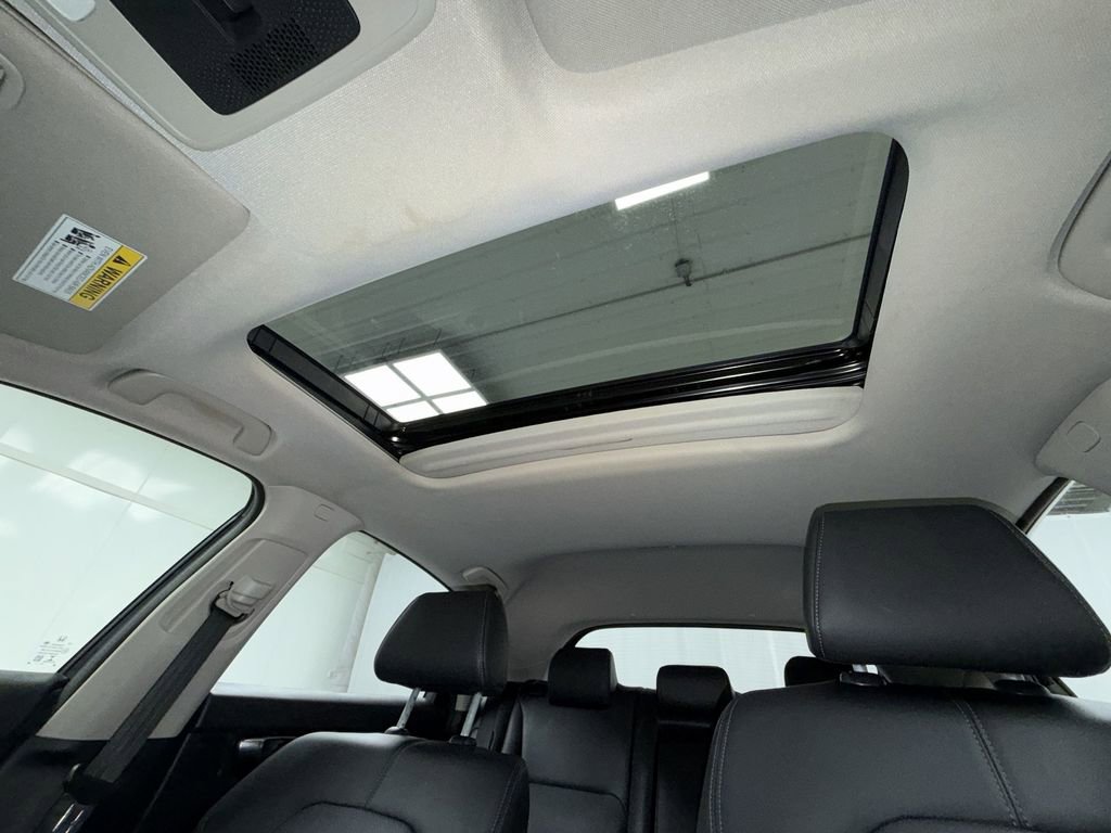 Used 2022 Honda Civic EX-L image 25