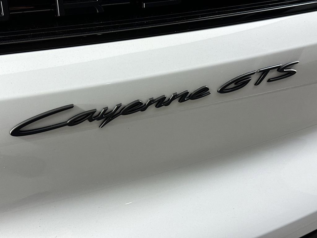 New 2026 Porsche Cayenne GTS image 34