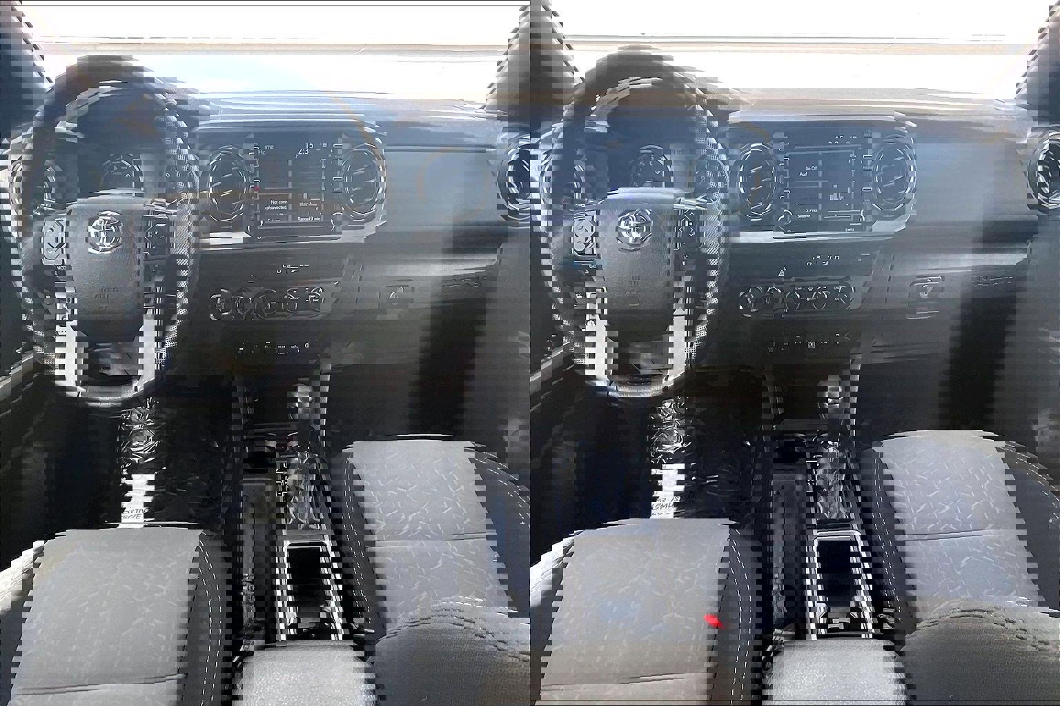 Used 2022 Toyota Tacoma TRD Off-Road w/ Technology Package AWD/4WD image 19