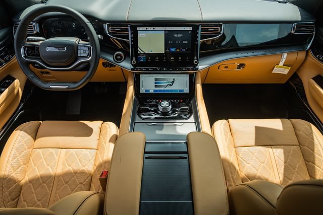 New 2026 Jeep Grand Wagoneer Summit AWD/4WD image 31
