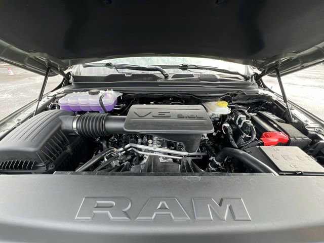 New 2026 RAM 1500 4x4 Crew Cab image 13
