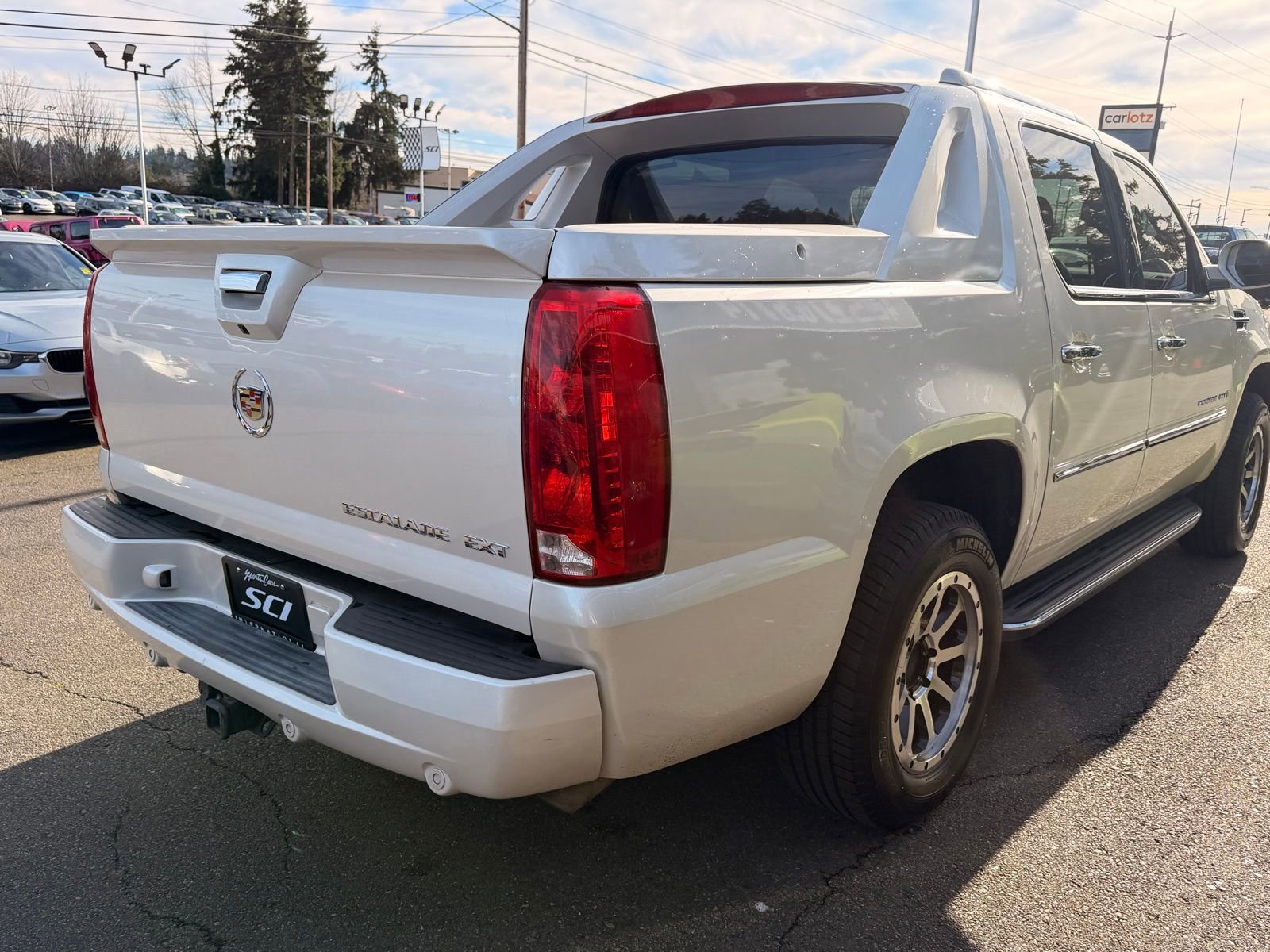 Used 2008 Cadillac Escalade EXT image 8