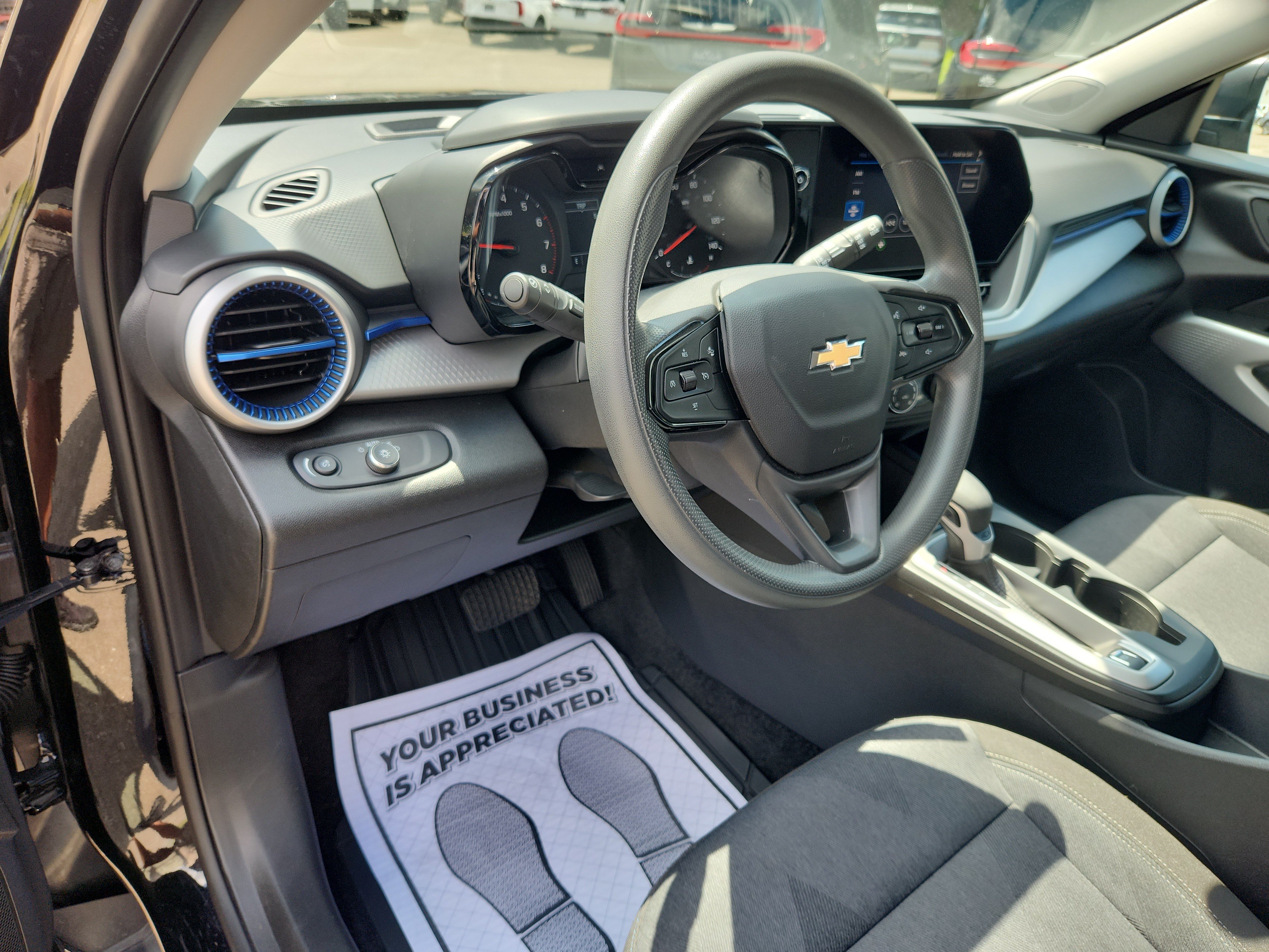 Used 2024 Chevrolet Trax LS w/ Driver Confidence Package FWD image 24