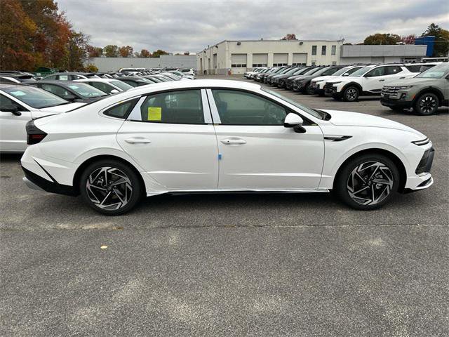 New 2026 Hyundai Sonata SEL image 2