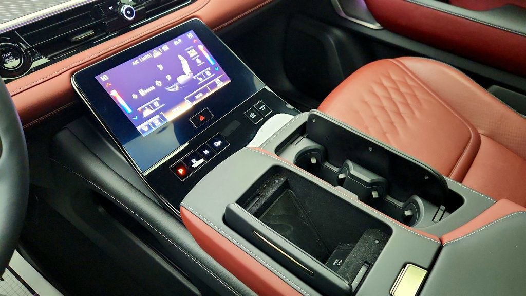 Used 2025 INFINITI QX80 Autograph w/ Autograph Exterior Package image 17