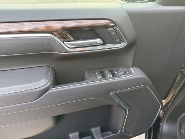 Used 2025 Chevrolet Silverado 1500 RST w/ Dark Appearance Package image 18