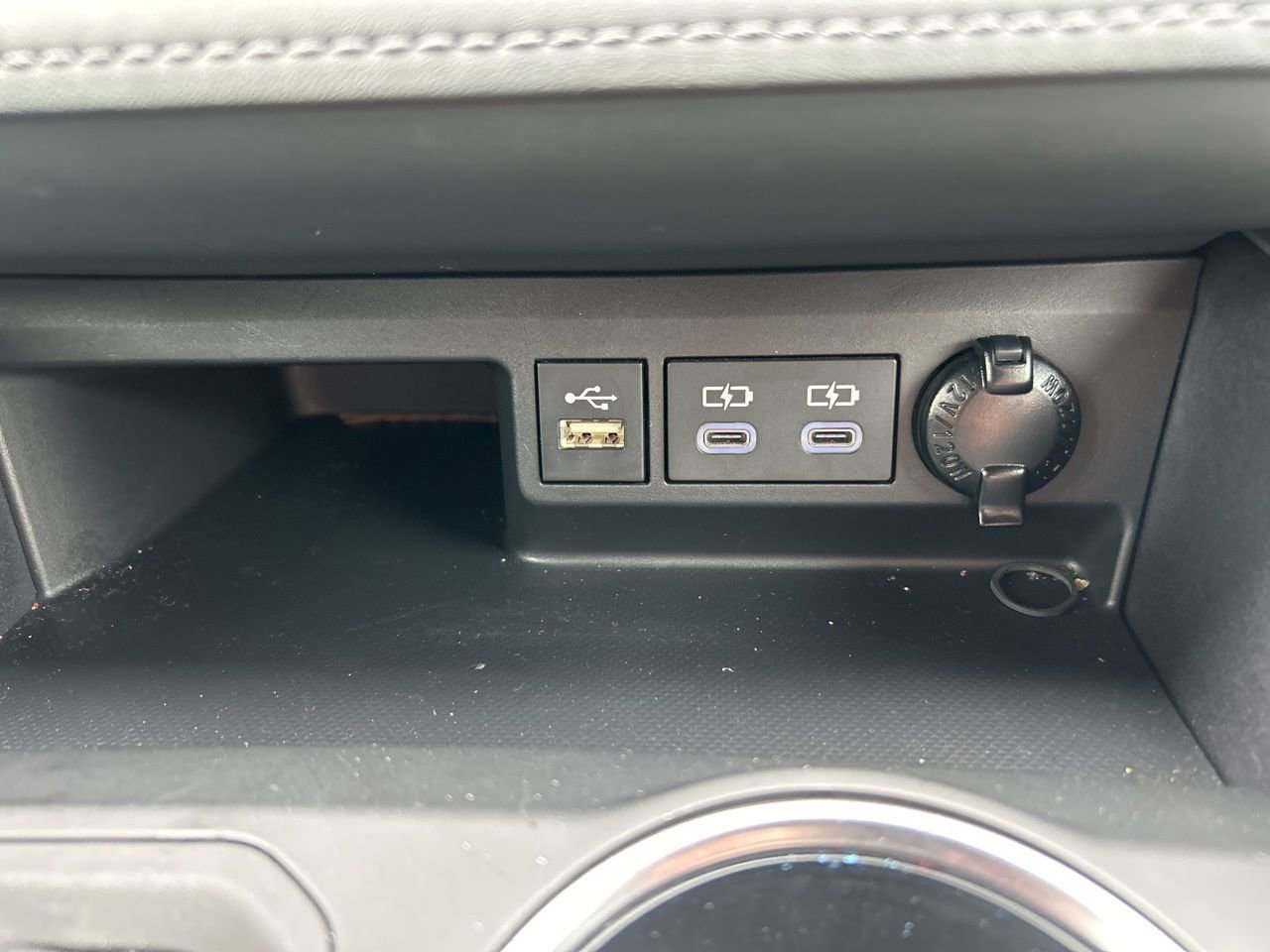 Used 2023 Toyota Highlander XSE image 10