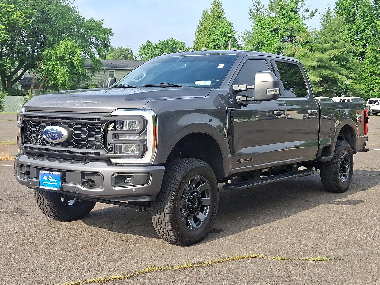 Used 2023 Ford F350 Lariat w/ Lariat Ultimate Package AWD/4WD image 3