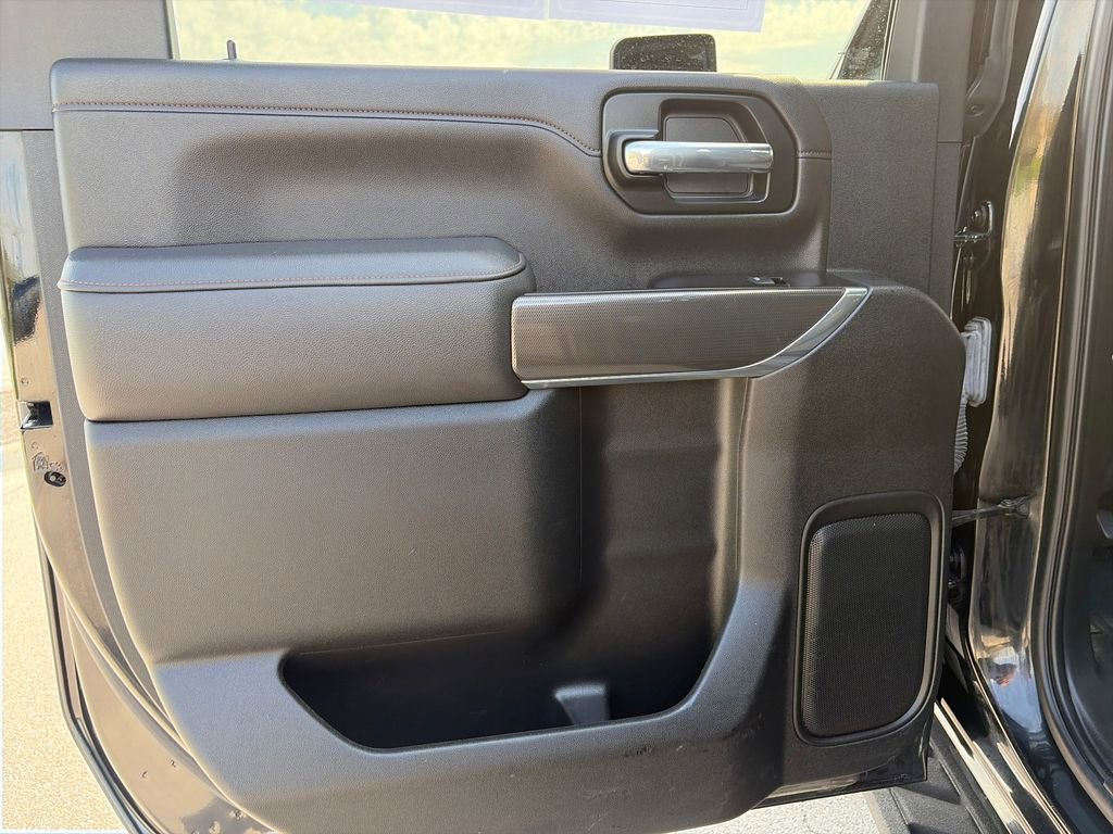 Used 2021 GMC Sierra 2500 AT4 w/ AT4 Premium Plus Package AWD/4WD image 32