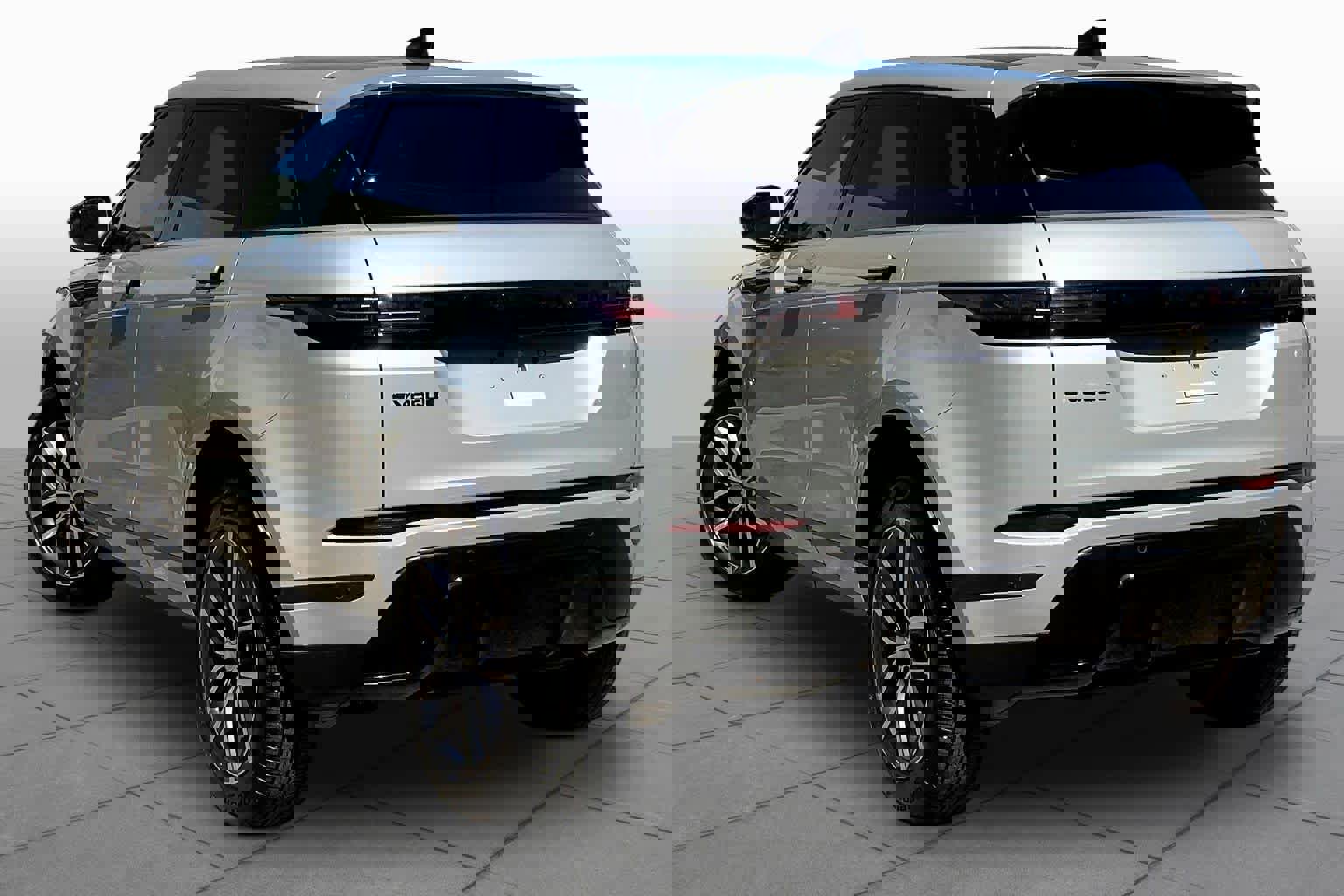 Used 2026 Land Rover Range Rover Evoque S AWD/4WD image 11