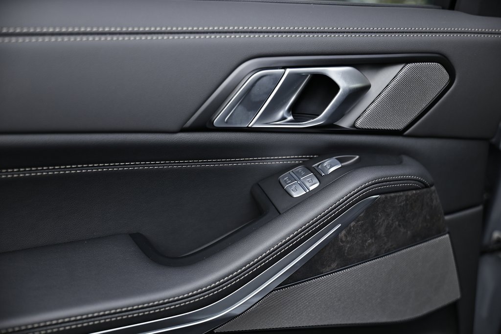 New 2026 BMW X7 xDrive40i w/ Premium Package image 26