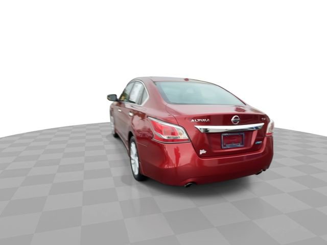 Used 2014 Nissan Altima 2.5 SV w/ Convenience Package FWD image 6