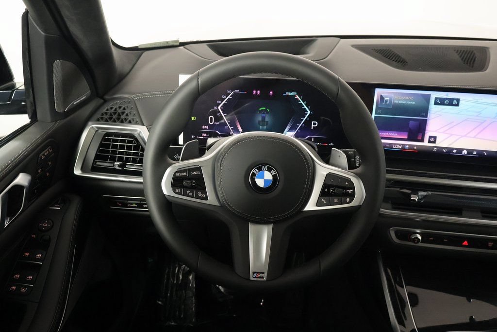 New 2027 BMW X7 xDrive40i w/ Executive Package AWD/4WD image 3