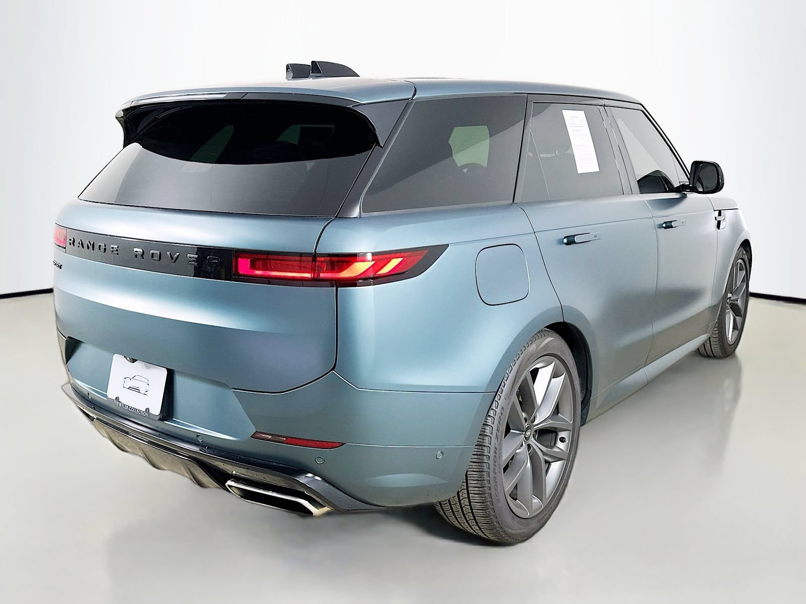 Used 2024 Land Rover Range Rover Sport Dynamic SE AWD/4WD image 5