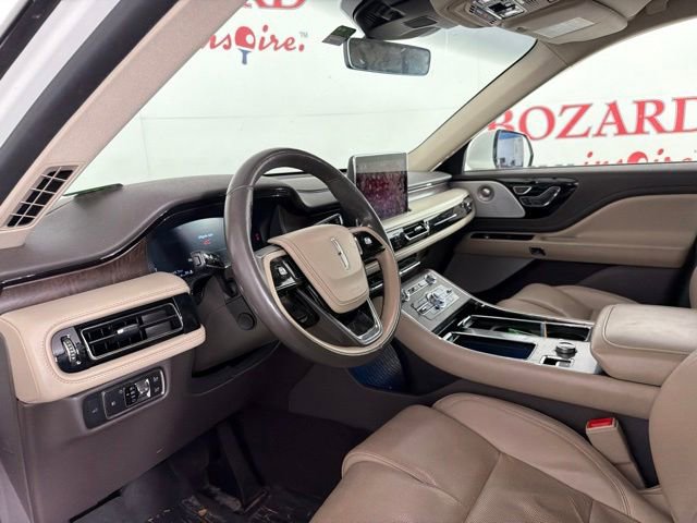 Used 2021 Lincoln Aviator Reserve w/ Equipment Group 210A AWD/4WD image 12
