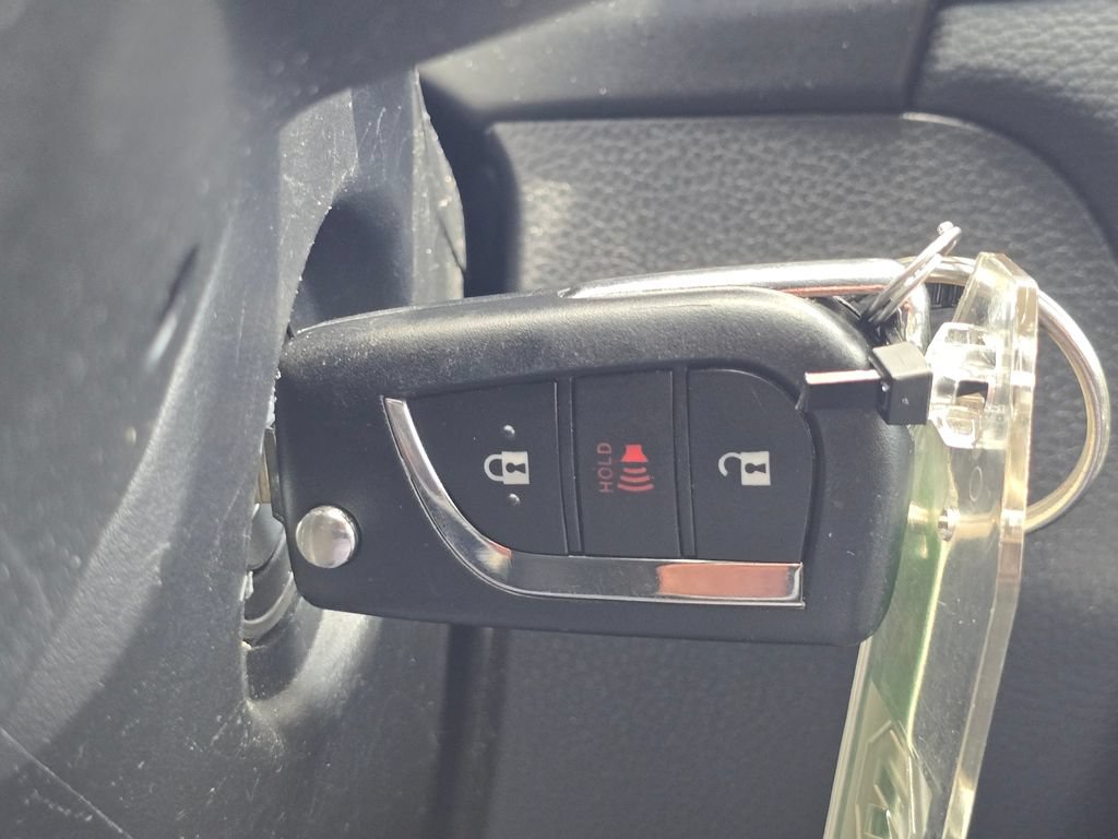 Used 2025 Toyota RAV4 LE FWD image 20