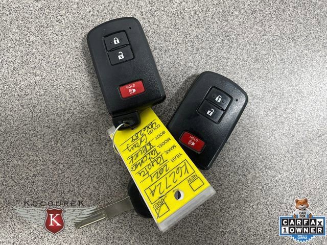 Used 2021 Toyota Tacoma TRD Off-Road image 26